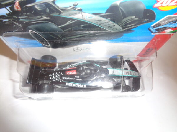 Hotwheels - Formula 1 - MERCEDES AMG PETRONAS FORMULA ONE TEAM - 59/250 - 1/5 - Image 2