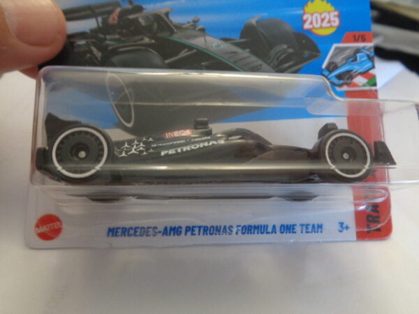 Hotwheels - Formula 1 - MERCEDES AMG PETRONAS FORMULA ONE TEAM - 59/250 - 1/5 - Image 5