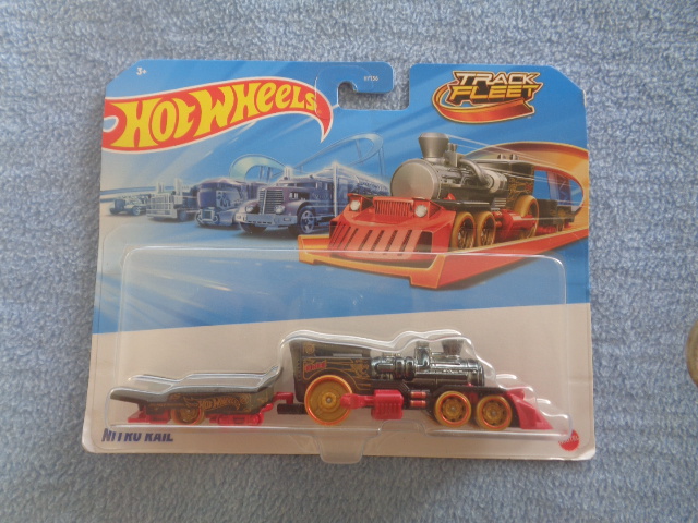 Hotwheels - Track Fleet - NITRO RAIL - Steam loc with tender - Black color