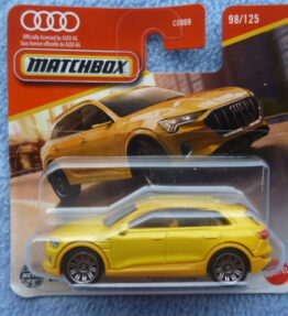 Matchbox - 2025 - Mainline - AUDI E-TRON - 98/125 - Yellow