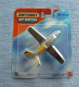Matchbox - Sky Busters - CIRROUS SF50 VISION JET - 21/32 - Small passenger jet plane