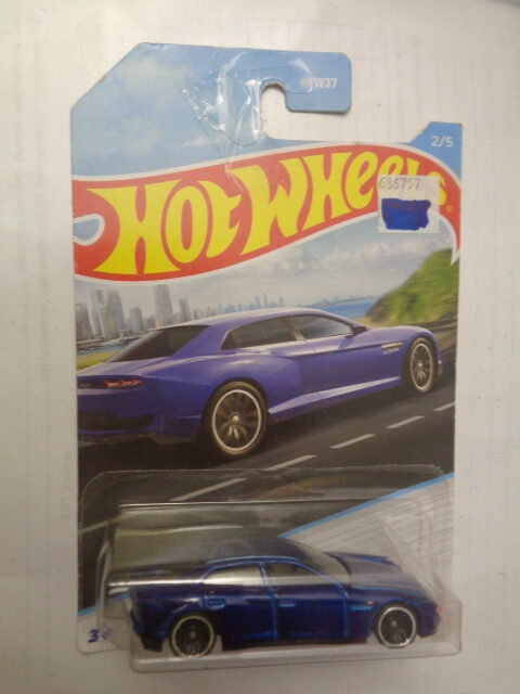 Hotwheels - Long Cards - LAMBORGHINI ESTOQUE - 2/5 - Blue
