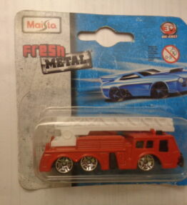 Maisto - Fresh Metal - FIRE ENGINE 3 AXLE - Red - Our ref. 030