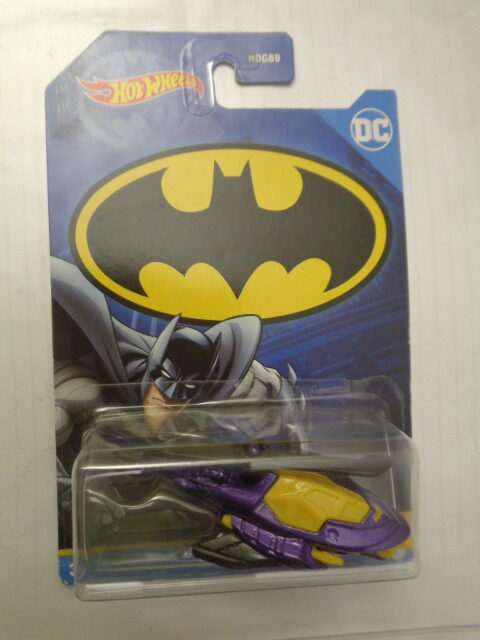 Hotwheels - 2021 - Batmobiles - DC - BADCOPTER - 4/5 - Purple