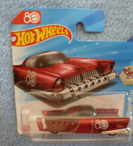 Hotwheels - Mainline - MATTEL DREAM MOBILE - 167/250 - 6/10 - 80 Mattel - Celebration Racers - Shining red color - Metal base