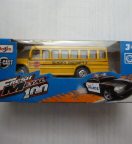Maisto - Fresh Metal 100 Collection - SCHOOL BUS - Yellow medium size International school bus