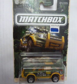 Matchbox - 2025 - Jungle Series - FORD EXPLORER - 1/5 - Green