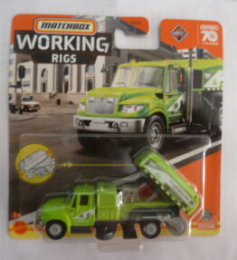 Matchbox - 2022 - Working Rigs - INTERNATIONAL WORKSTAR - 4/16 - Light green
