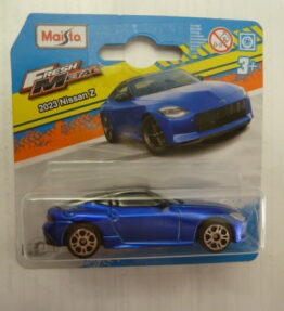 Maisto - Fresh Metal - Newer Series - 2023 NISSAN Z - Shining blue body with black roof - Our ref. # 1001