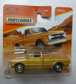 Matchbox - 2024 - Mainline - 1968 CHEVY C10 - 110/125 - Pickup truck - Gold