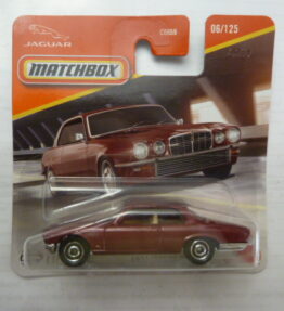 Matchbox - 2024 - Mainline - 1977 JAGUAR XJ6C - 06/125 - Red - Metal base