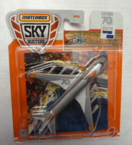 Matchbox - 2022 - Sky Busters - MBX 6-2 AIRLINER - 10/32 - MBX Airways - Matchbox 70 Years Edition