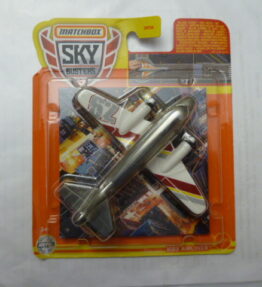 Matchbox - 2021 - Sky Busters - MBX AIRLINER - 10/33 - Cargo propeller plane - Silver and white color
