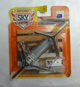 Matchbox - 2021 - Sky Busters - CH 47 CHINOOK - 16/33 - With MBX logo - Silver