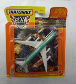 Matchbox - 2023 - Sky Busters - BOEING 747-8 - 06/32 - Passenger Jumbo jet - Lokelani Airlines - Light green and white
