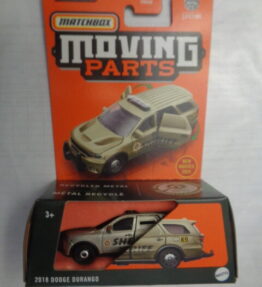 Matchbox - 2023 - Moving Parts - 2018 DODGE DURANGO - Sheriff car - Bone County - Silver