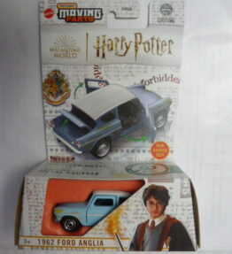 Matchbox - 2023 - Moving Parts - Wizarding World -Harry Potter - 1962 FORD ANGLIA - Turquoise