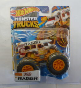 Hotwheels - 2023 - Monster Trucks - Single - Freestyle Wreckers - Red Planet RAGER - 2/11 - Camper van type vehicle - Enamel white