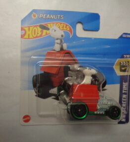 Hotwheels - 2024 - Mainline - Peanuts - SNOOPY - 132/250 - 7/10 - HW Screen Time - Red and white