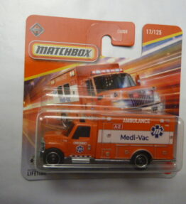 Matchbox - 2026 - Mainline - INTERNATIONAL TERRASTAR - 17/125 - Ambulance - Orange - Metal base