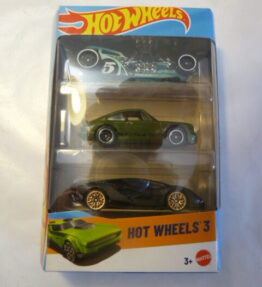 Hotwheels - 2024 - Multipacks - Hotwheels 3 - 3 Car Pack - Containing PORSCHE CARRERA - olive green and LAMBORGHINI - Black
