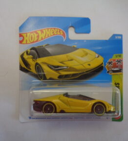 Hotwheels - 2025 - Mainline - '18 LAMBORGHINI CENTENARIO ROADSTER / CABRIOLET DECAPOTABLE - 2/250 - 7/10 - Exoticars - Yellow