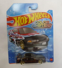 Hotwheels - 2026 - Color Shifters - NISSAN SKYLINE GT-R (R32) - Shifting from black to red