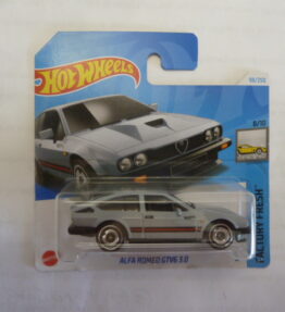 Hotwheels - 2021 - Mainline - ALFA ROMEO GTV6 3.0 - 98/250 - 8/10 - Factory Fresh - Light grey