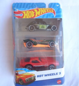 Hotwheels 3 - 2021 - 3 Cap Multipack - Including red Corvette and wide racing wheel VW Beetle