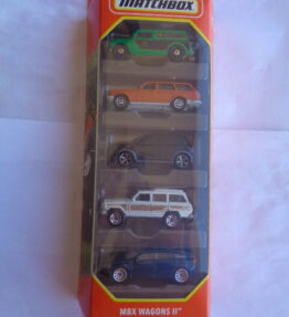 Matchbox - 2022 - 5 Car Multipacks - MBX WAGONS II - # HKY22 - Private and commercial cars
