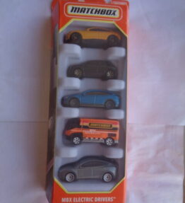 Matchbox - 2022 - 5 Car Multipack - 70 Years - MBX ELECTRIC DRIVERS - # HKY20 - Set of electric cars