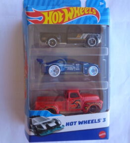 Hotwheels 3 - 2022 - 3 Car Multipack - Including 2 Chevy pickup trucks