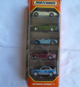 Matchbox - 2023 - 5 Car Multipack - AUTOBAHN EXPRESS II - # HVT73 - Private and police car models