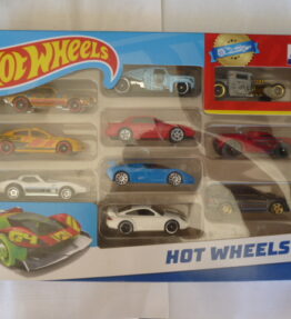 Hotwheels 10 - 2021 - 10 Car Multipack - Featuring grey Boneshaker and blue Ferrari
