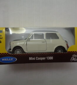 Welly - Scale 1 : 34 - Old Timer - MINI COOPER 1300 - Cream white with black roof top
