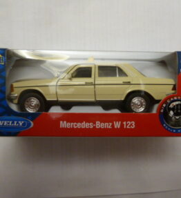 Welly - Scale 1 : 34 - MERCEDES BENZ W 123 - Taxi - Cream white