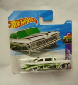 Hotwheels - 2026 - Mainline - '58 CHEVY IMPALA - 44/250 - 2/5 - Layin Low - White with green and black graphics - Metal base
