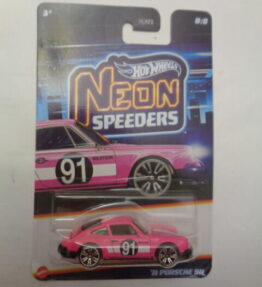 Hotwheels - 2025 - Neon Speeders - '71 PORSCHE 911 - # 8 : 8 - Pink