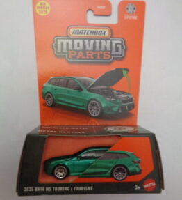 Matchbox - 2026 - Moving Parts - 2025 BMW M5 TOURING / TOURISME - 35/50 - Green metallic