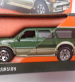 Matchbox - 2026 - Moving Parts - 2004 FORD EXCURSION - 41/50 - Olive green