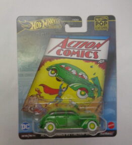 Hotwheels - 2024 - Premium - Pop Culture - ACTION COMICS # 1 - ACTION SEDAN - Green - Metal base