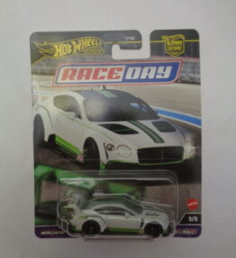 Hotwheels - 2024 - Premium - Car Culture - Race Day - 2018 BENTLEY CONTINENTAL GT3 - 3/5 - Grey white with green stripes