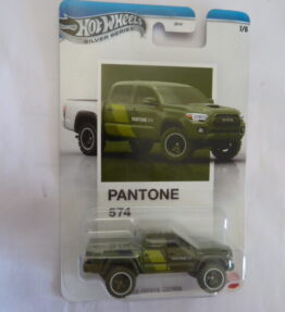 Hotwheels - 2026 - Pantone 574 - '20 TOYOTA TACOMA - Pickup truck - # 1/6 - Olive green