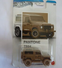 Hotwheels - 2026 - Silver Series - Pantone 7504 - LAND ROVER DEFENDER 90 - # 5/6 - Light brown