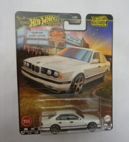 Hotwheels - 2020 - Premium - Boulevard - '91 BMW M5 - # 119 - White