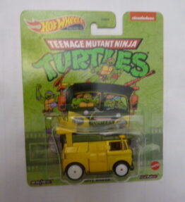 Hotwheels - 2023 - Premium - Nickelodeon - Teenage Mutant Ninja - Turtles - PARTY WAGON - Yellow and green