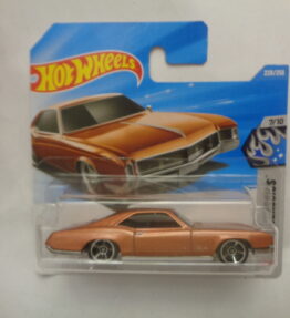 Hotwheels - 2026 - Mainline - '66 BUICK RIVIERA - 228/250 - 7/10 - Cool Classics - Copper brown - Metal base