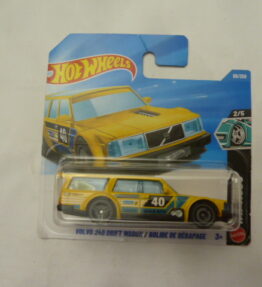 Hotwheels - 2026 - Mainline - VOLVO 240 DRIFT WAGON / BOLIDE DE DERAPAGE - 69/250 - 2/5 - HW Mods - Yellow