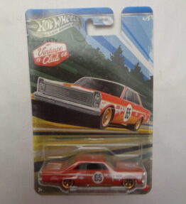 Hotwheels - 2026 - Silver Series - Vintage Club 1968 - '65 FORD GALAXIE - 4/5 - Red - Metal base