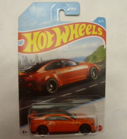Hotwheels - 2021 - Long Cards - JAGUAR XE SV PROJECT 8 - 4/5 - Orange - Part of the Luxury Sedan Series